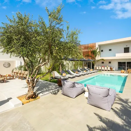 Hypnosis Beachside With Private Heated Pool * Georgioupoli
