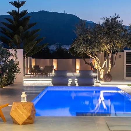 Hypnosis Beachside With Private Heated Pool Georgioupoli
